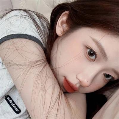 一觉醒来变成妹子